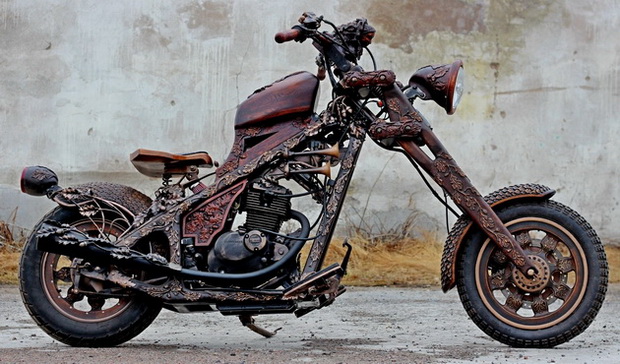 Деревянное чудо: мотоцикл по имени "Девушка" 
